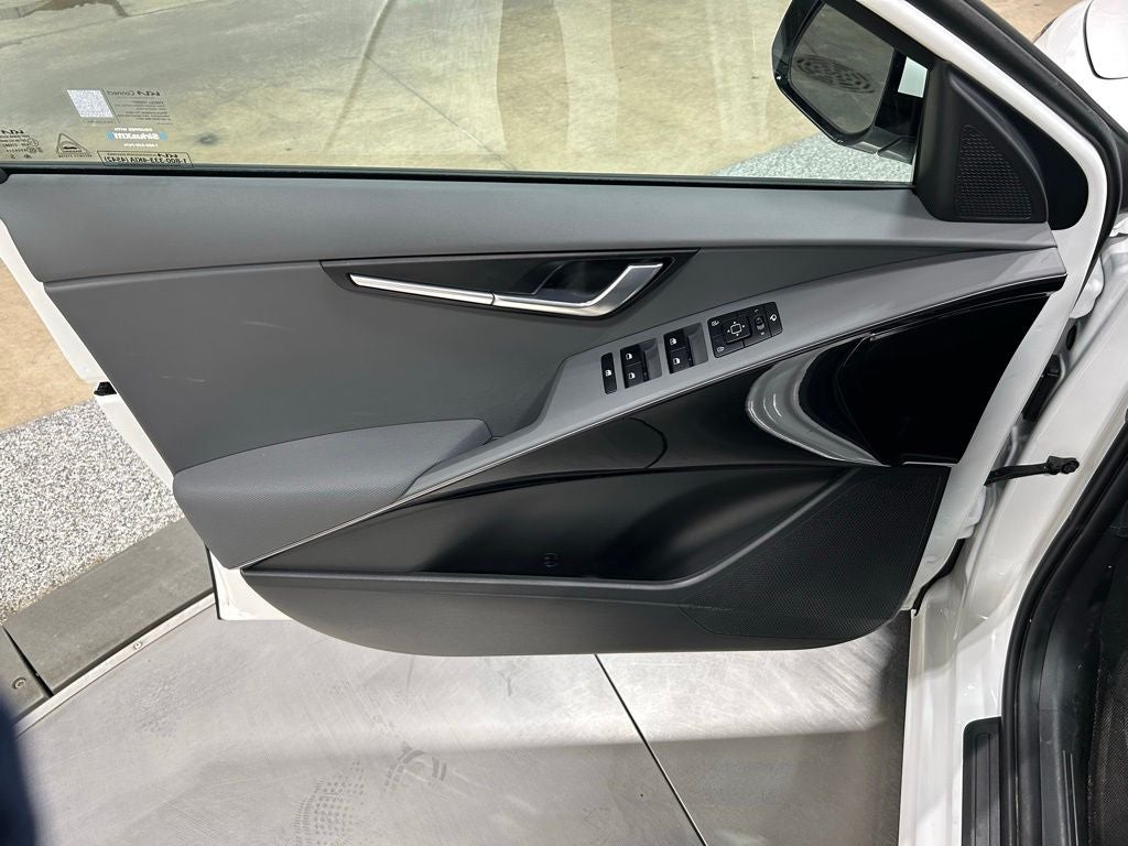 2023 Kia Niro EX Touring