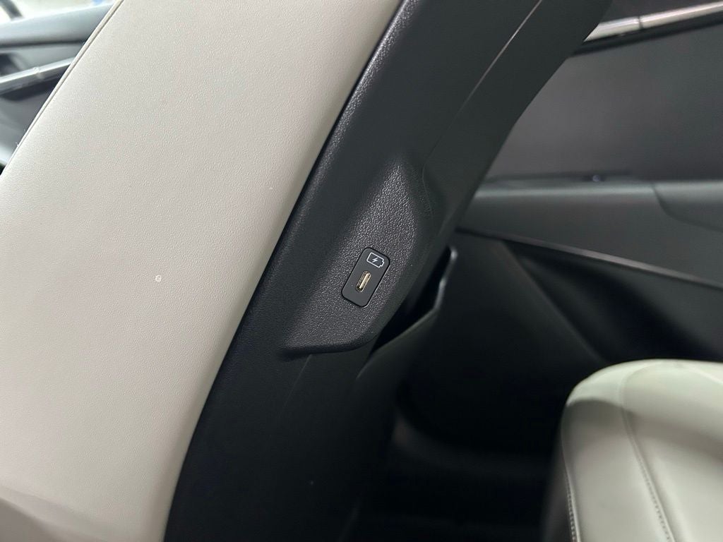2023 Kia Niro EX Touring