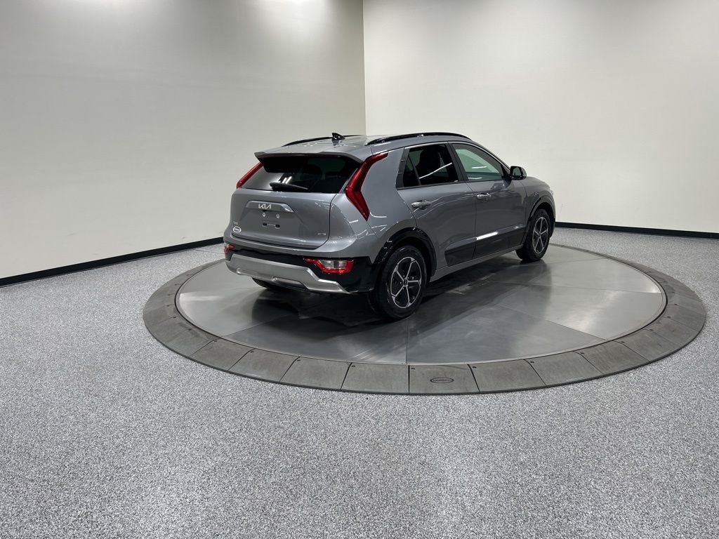 2023 Kia Niro SX