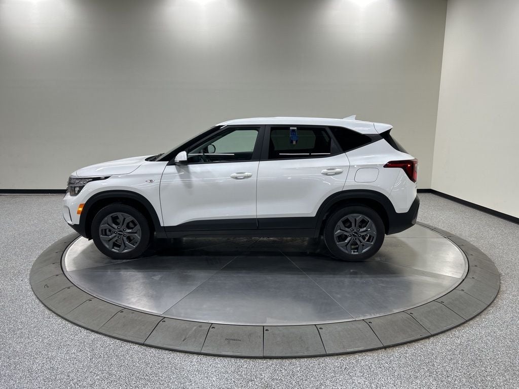 2025 Kia Seltos LX