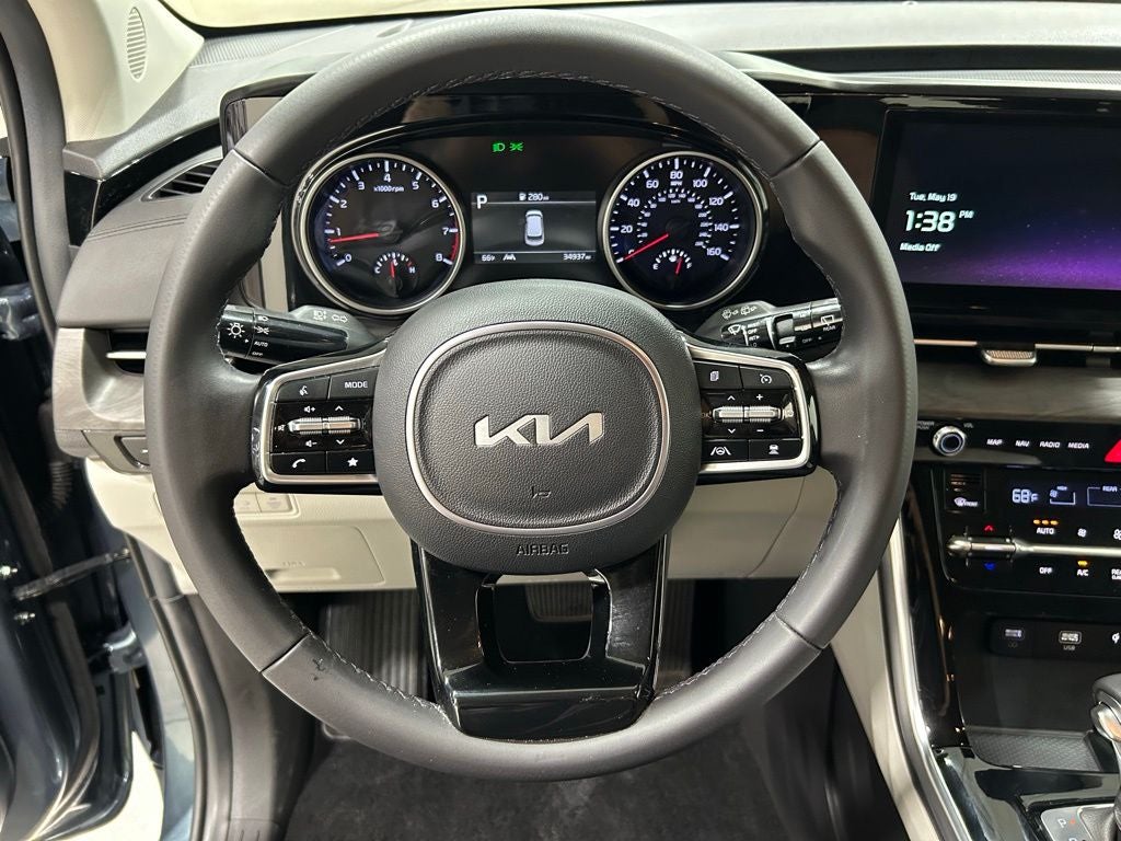 2024 Kia Carnival EX