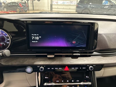 2023 Kia Carnival EX