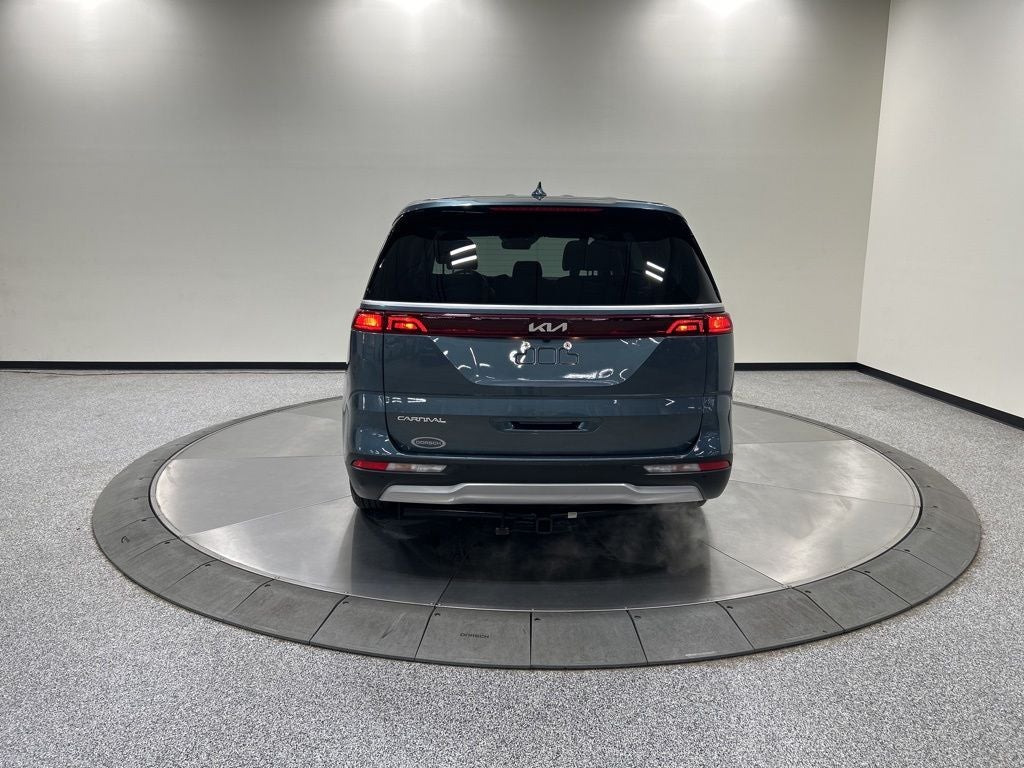 2023 Kia Carnival EX
