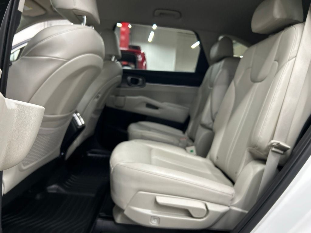 2022 Kia Sorento Hybrid S