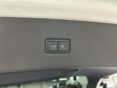 2023 Audi Q8 55 Prestige quattro