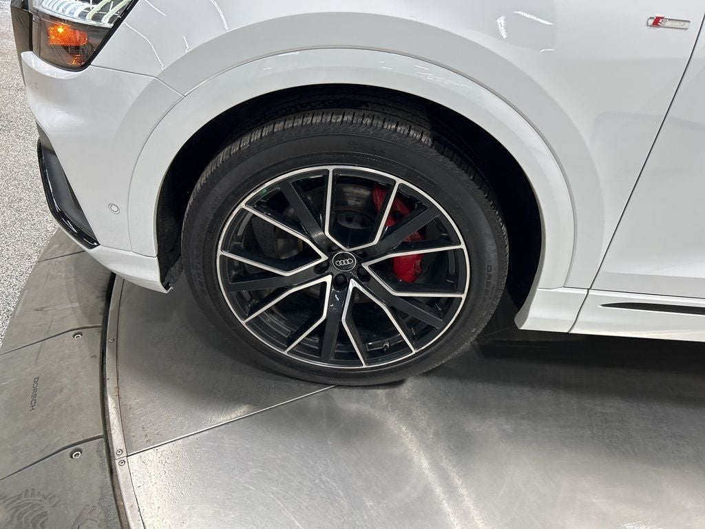 2023 Audi Q8 55 Prestige quattro