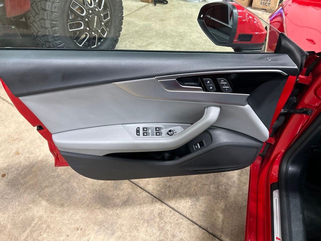 2025 Audi A5 Sportback 45 S line Premium quattro